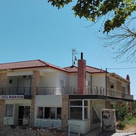 Familia Hotel Loutra Volvis المظهر الخارجي الصورة