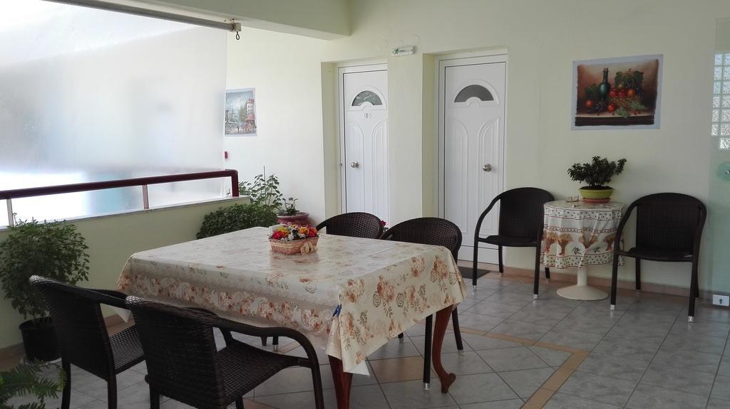 Familia Hotel Loutra Volvis المظهر الخارجي الصورة