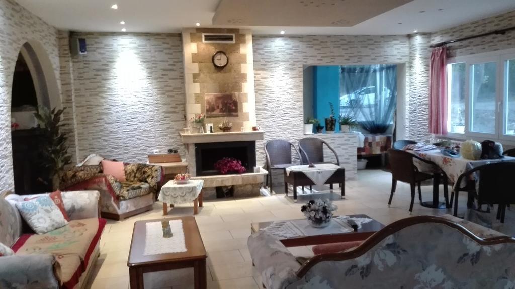 Familia Hotel Loutra Volvis المظهر الخارجي الصورة