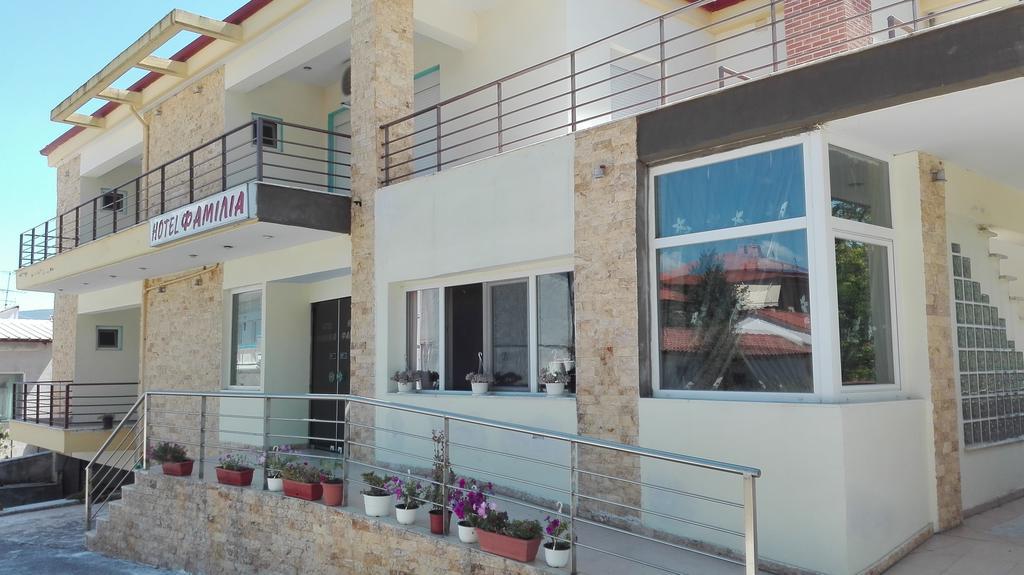 Familia Hotel Loutra Volvis المظهر الخارجي الصورة